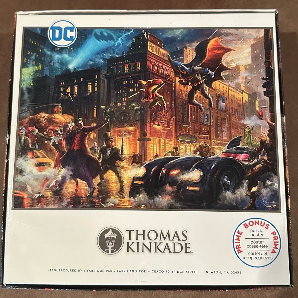 Thomas Kinkade DC Comics Gotham City Puzzle - Picture 2 of 3